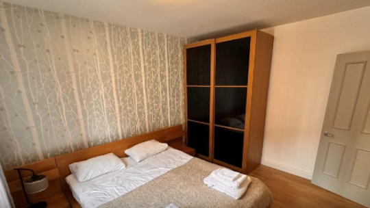 One bedroom ground floor apartment