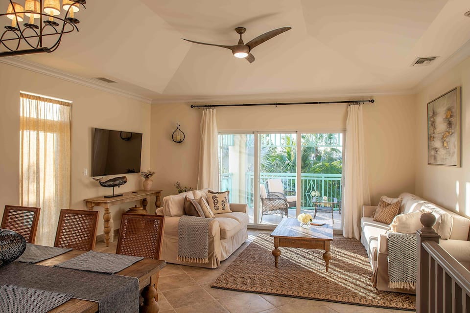 3 Bed Condo