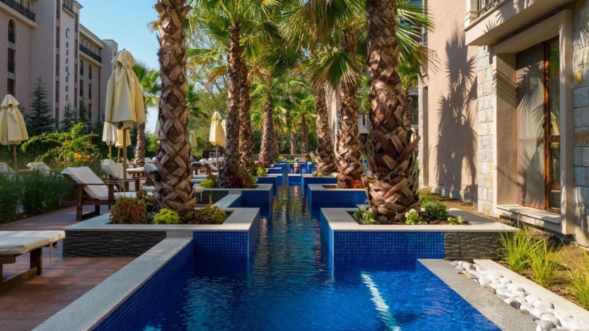 Bratanov Cascadas Family Resort 