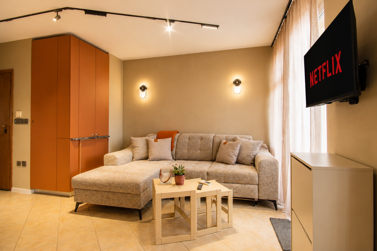 Sea Garden Apartment