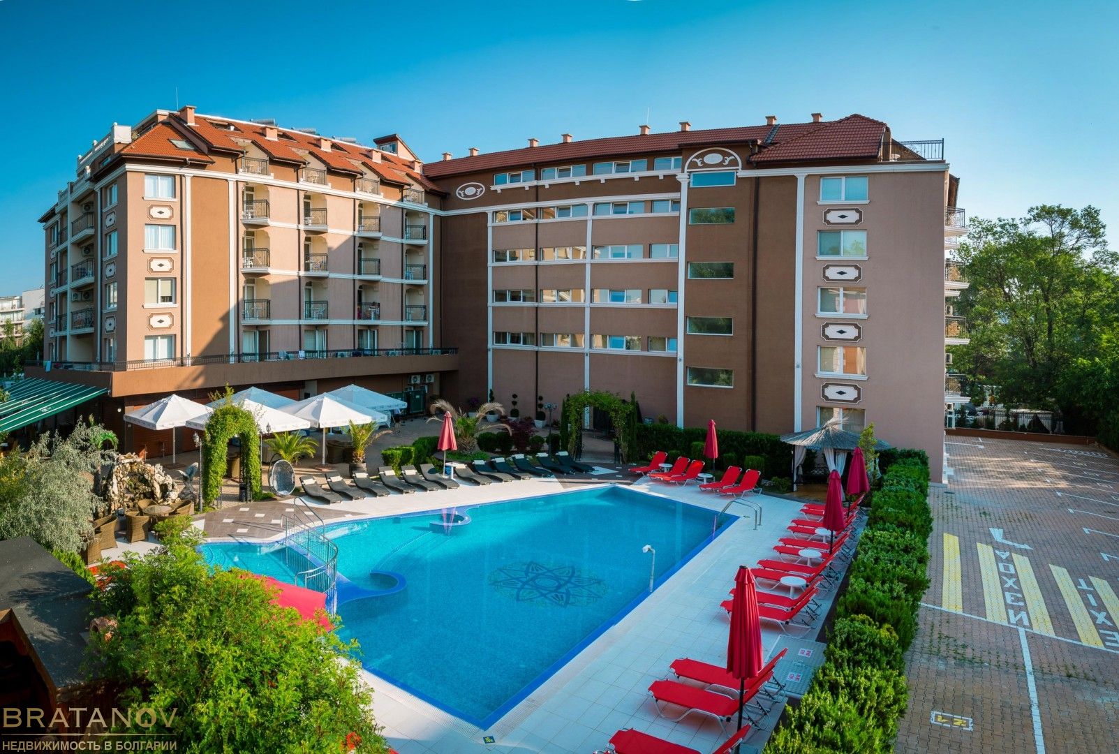 Bratanov Bahami Residence 