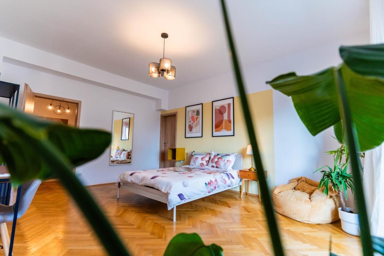 Ultracentral Dreamland Apartment